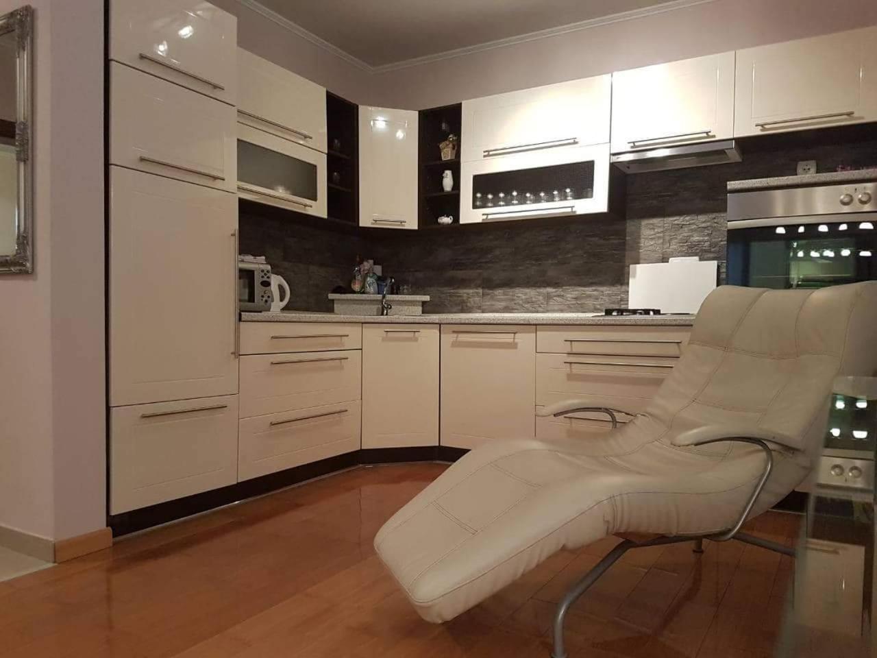 Apartman Lana ヴラシチ エクステリア 写真